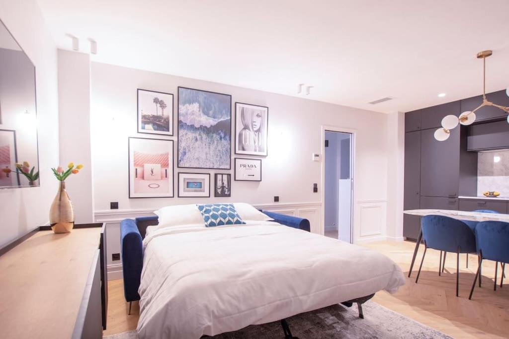 Chic & Fully-equipped In Le Marais Appartement Parijs