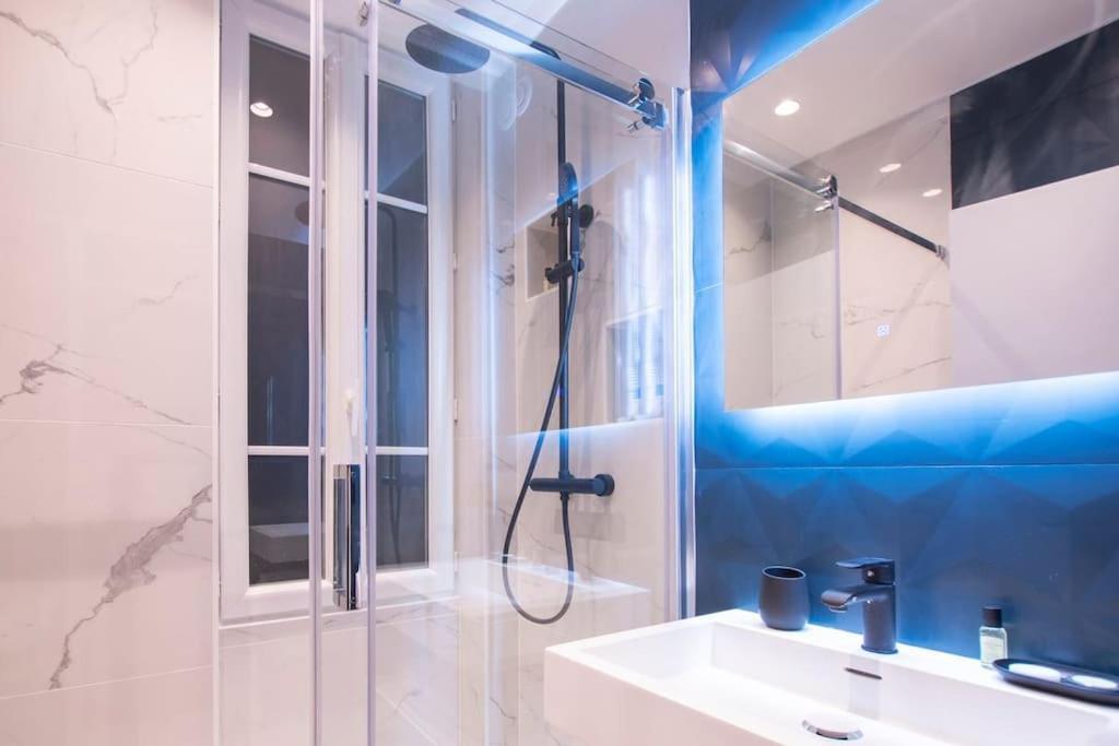 Chic & Fully-equipped In Le Marais * Parijs